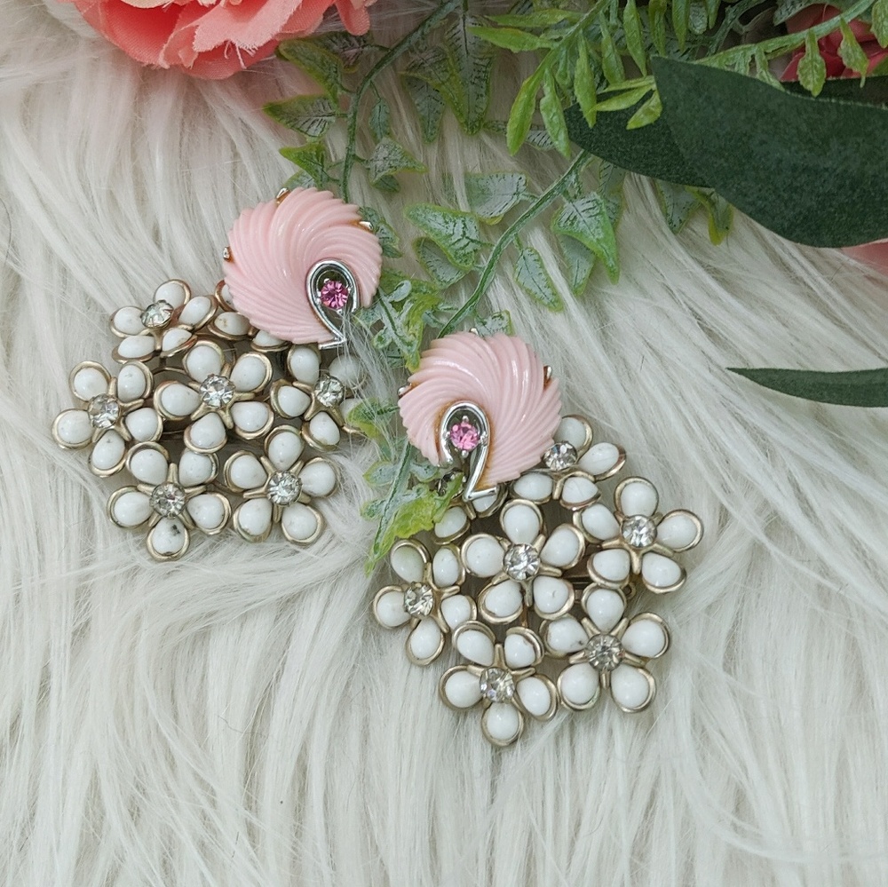 Statement Earrings - Picture 3 of 4